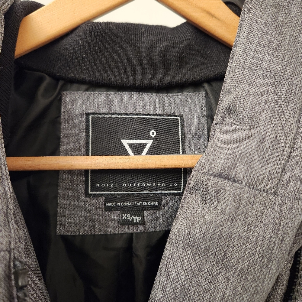 Noize Puffer Jacket - Picture 6 of 7